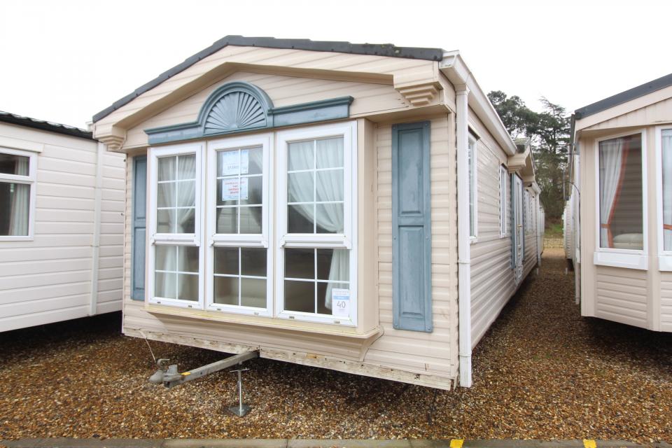 View Willerby Vogue  38x12ft 2 Bedrooms SC8384
