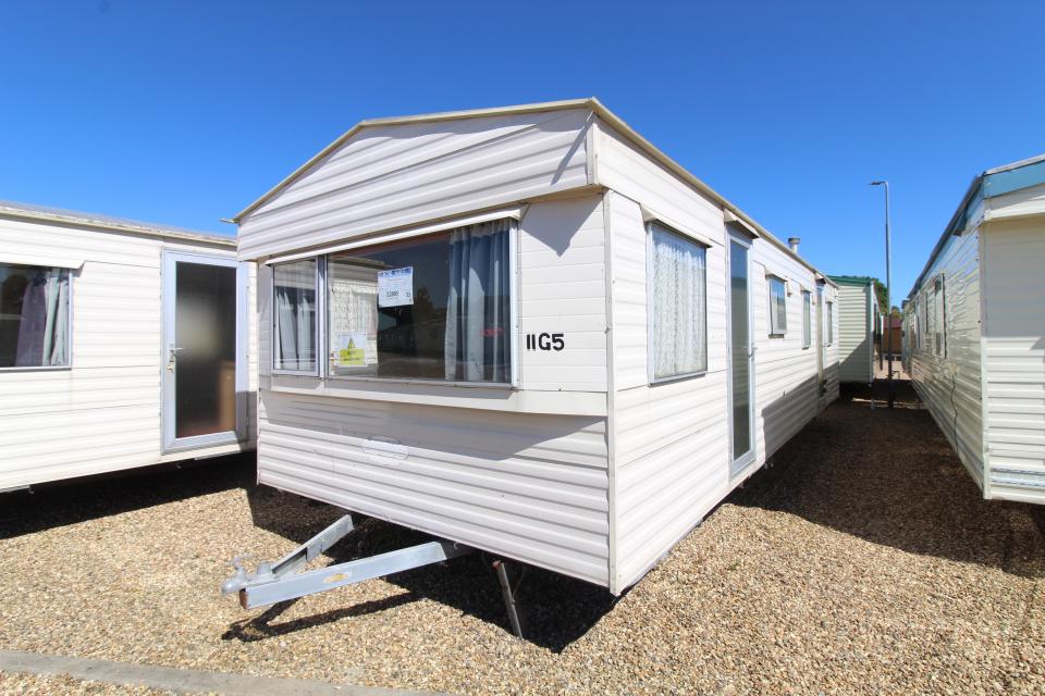 View Delta Santana 32x10ft 2 Bedrooms SC8629