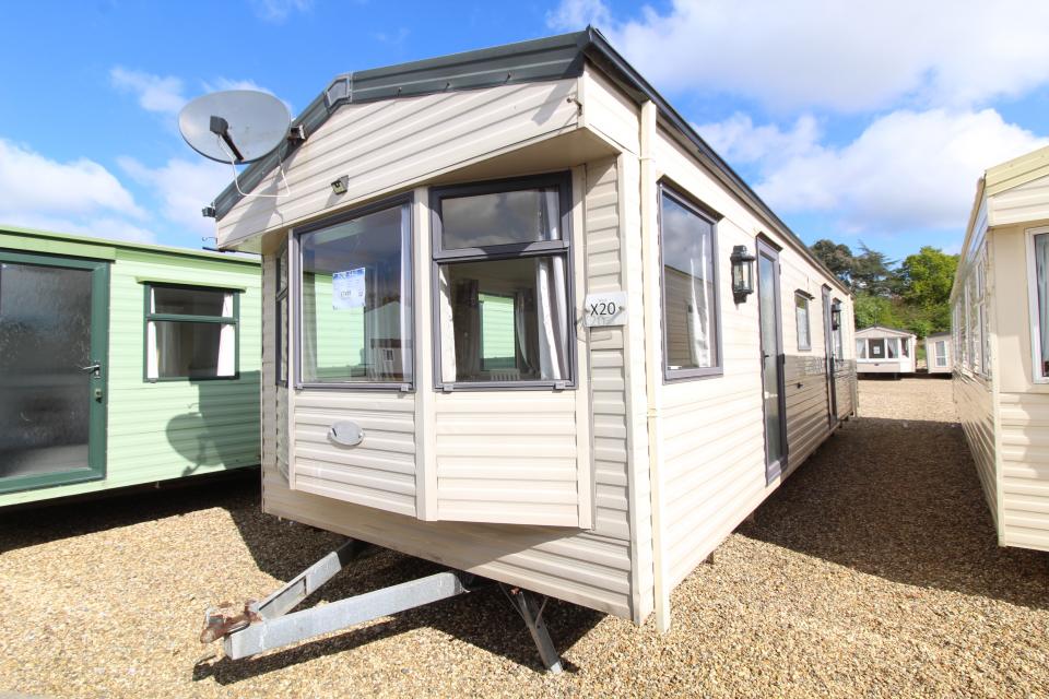View Willerby Herald 35x10ft 3 Bedrooms SC8876