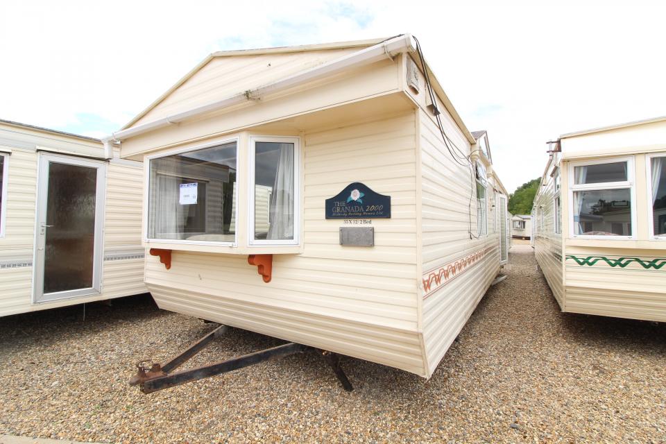 View Willerby Granada 35x12ft 2 Bedrooms SC8901
