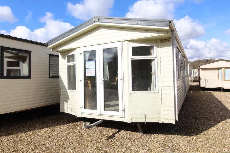 View Willerby Salisbury 35x12ft 2 Bedrooms SC8910